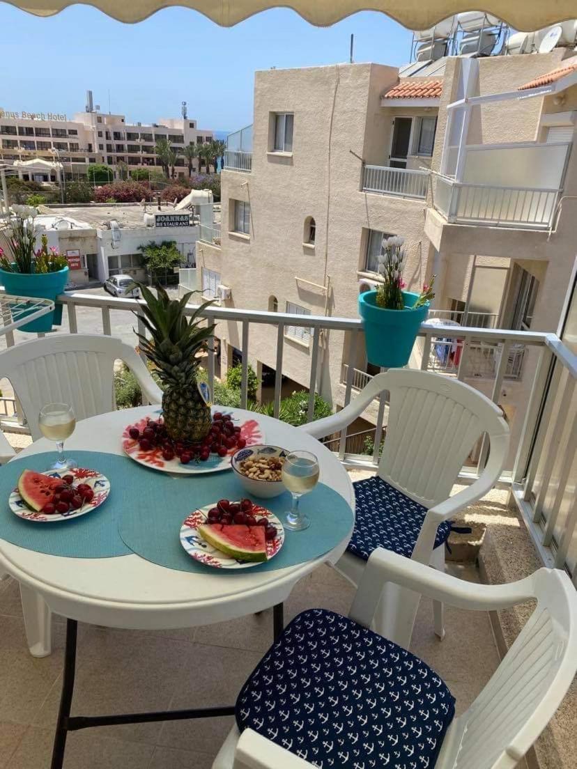 Modern Apartment In Pafos Near The Sea Экстерьер фото