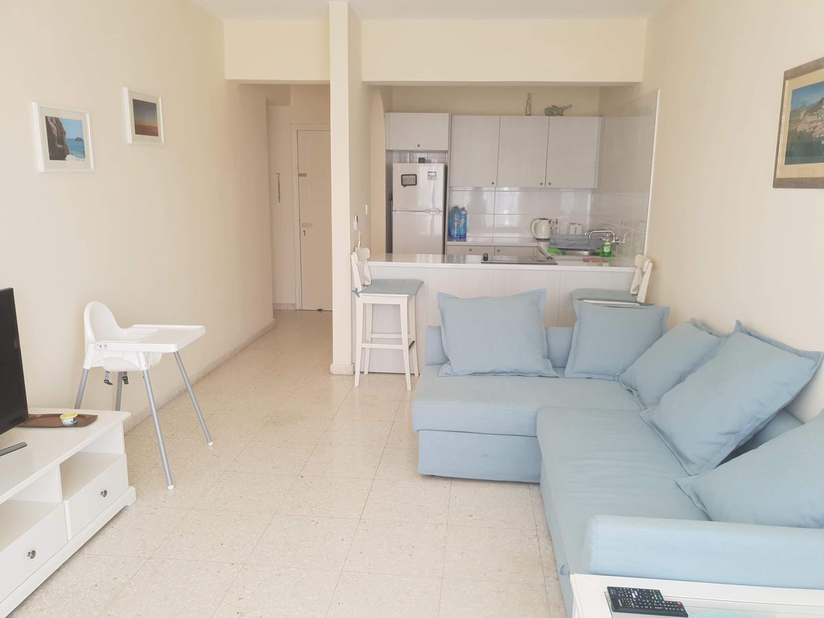 Modern Apartment In Pafos Near The Sea Экстерьер фото